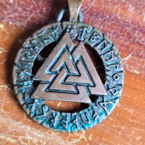 Valknut Pagan Amulet Pendant Scandinavian Viking jewelry Odin's Symbol Norse